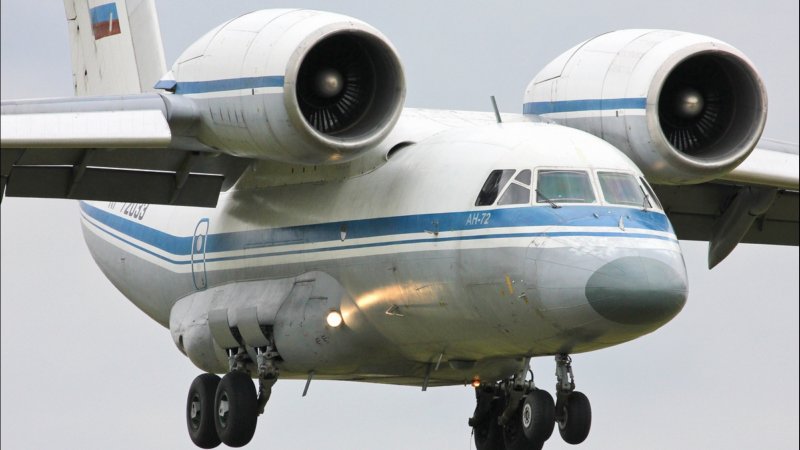 АН 72 Чебурашка