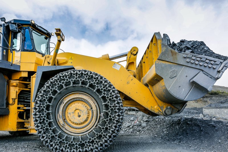 Спецтехника (JCB 4cx super/Cat 444f)