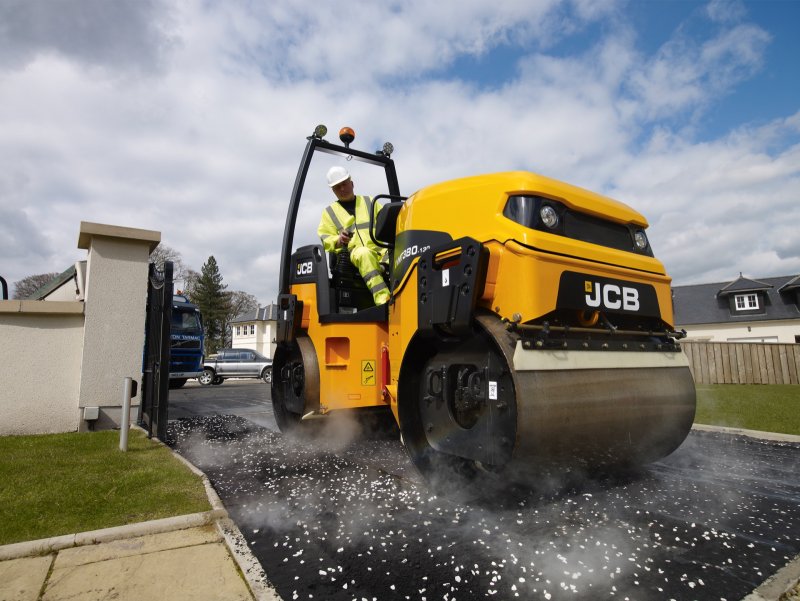 Дорожный каток JCB