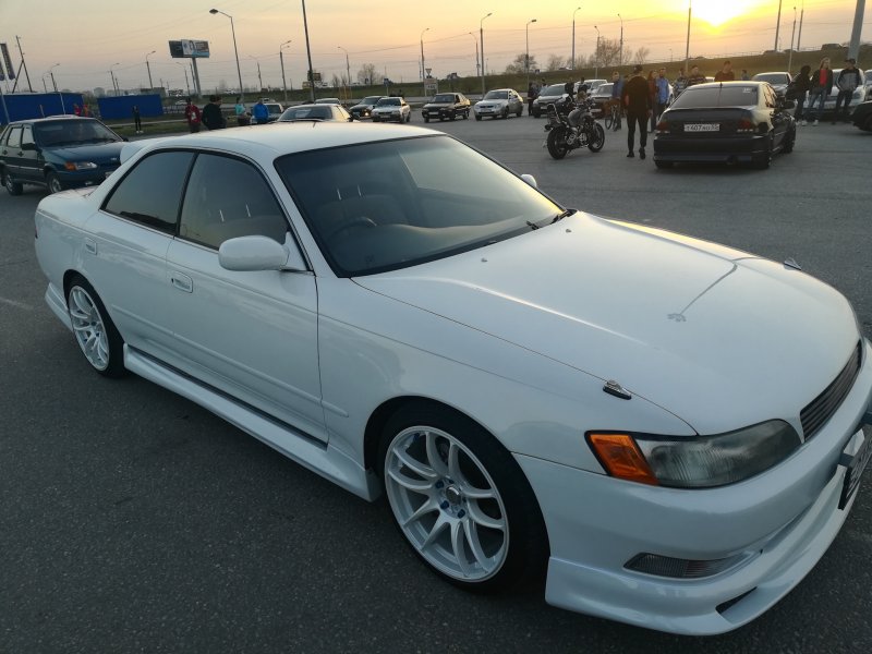 Toyota Mark 2 в обвесе