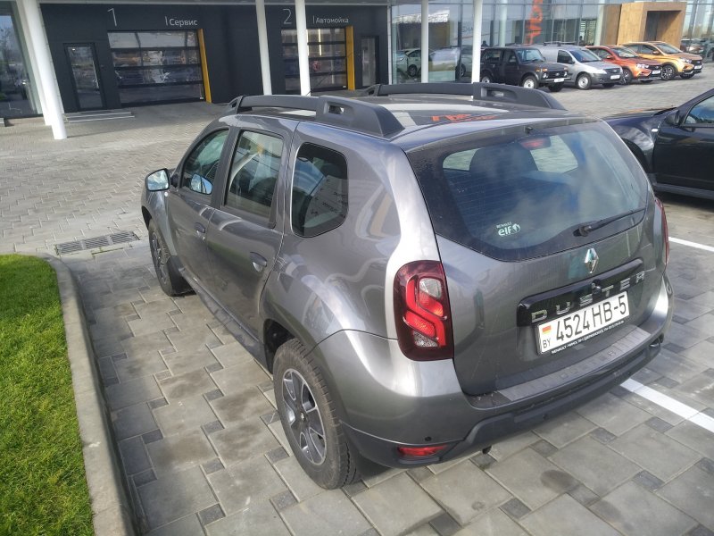 Renault Duster Grey