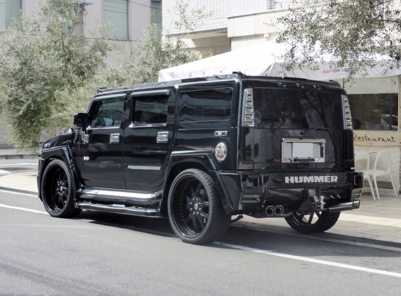 Hummer h2 Black Tuning
