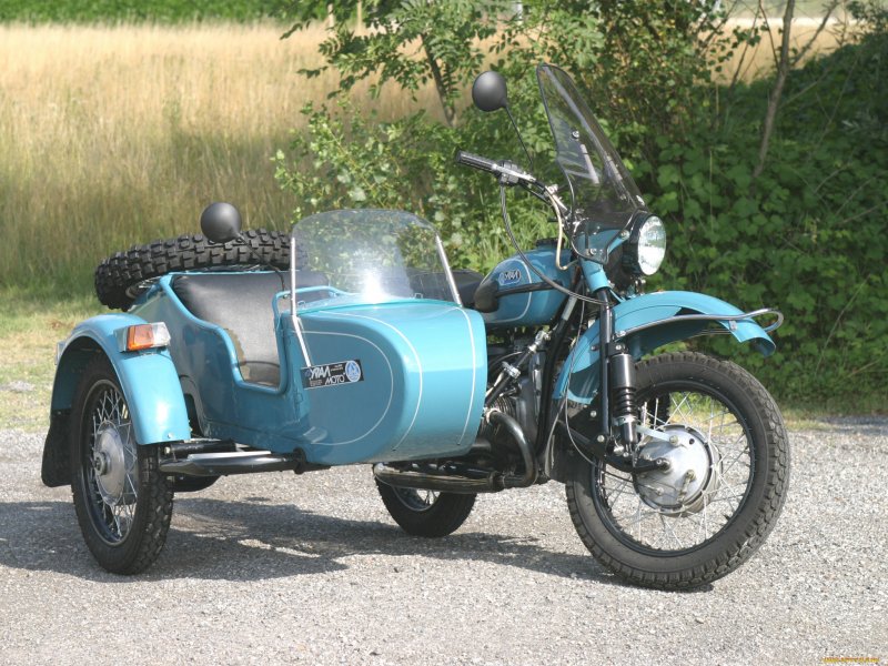 Урал 750 с коляской кастом
