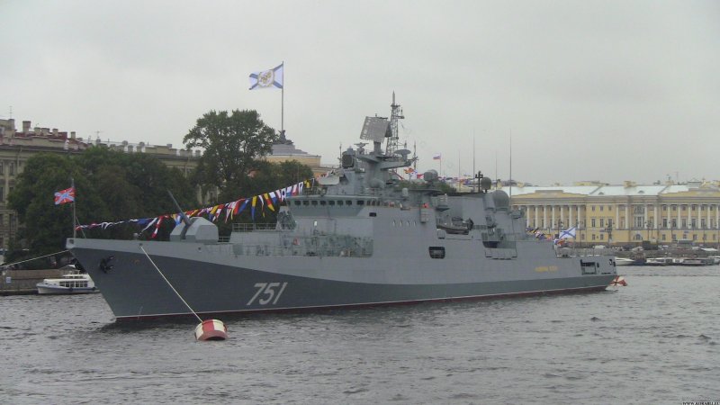 Фрегат ЧФ "Адмирал Эссен"