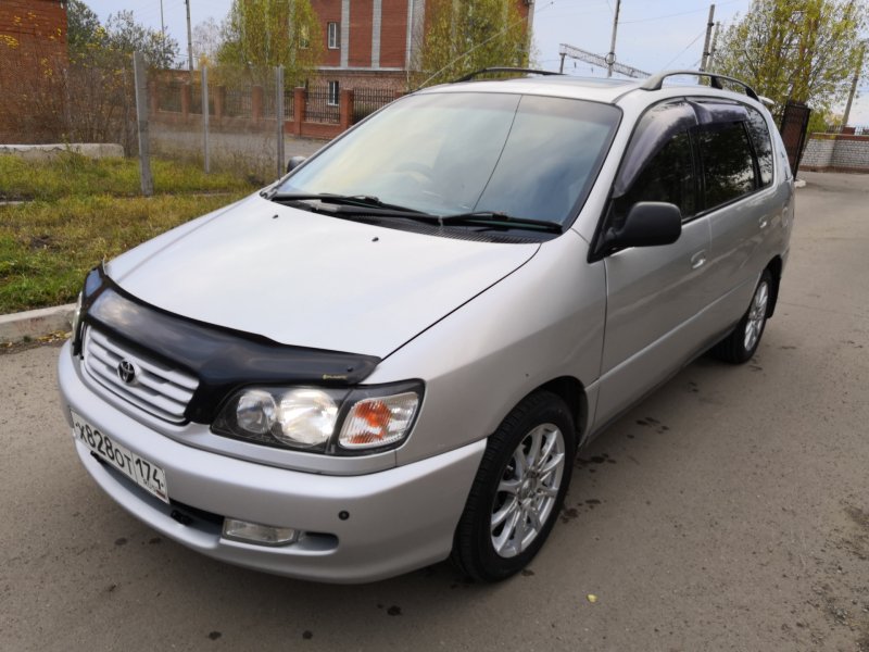 Toyota ipsum 15 1998