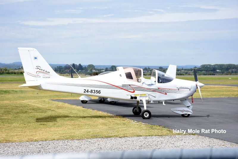Tecnam p2002 Sierra, ra-2301g