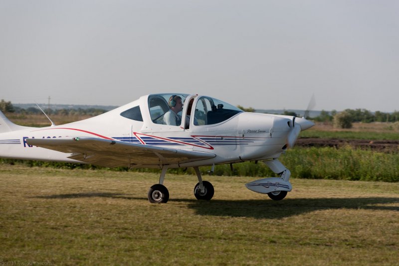 Легкомоторный самолетtecnam p2002 Sierra