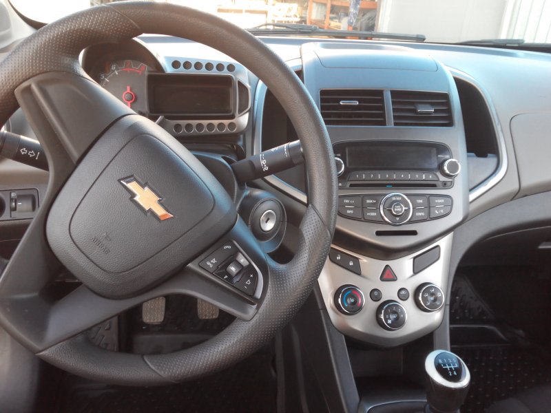 Chevrolet Aveo 2012 салон
