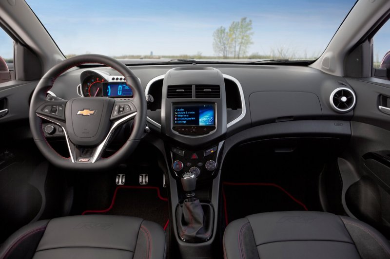 Chevrolet Aveo 2012 салон