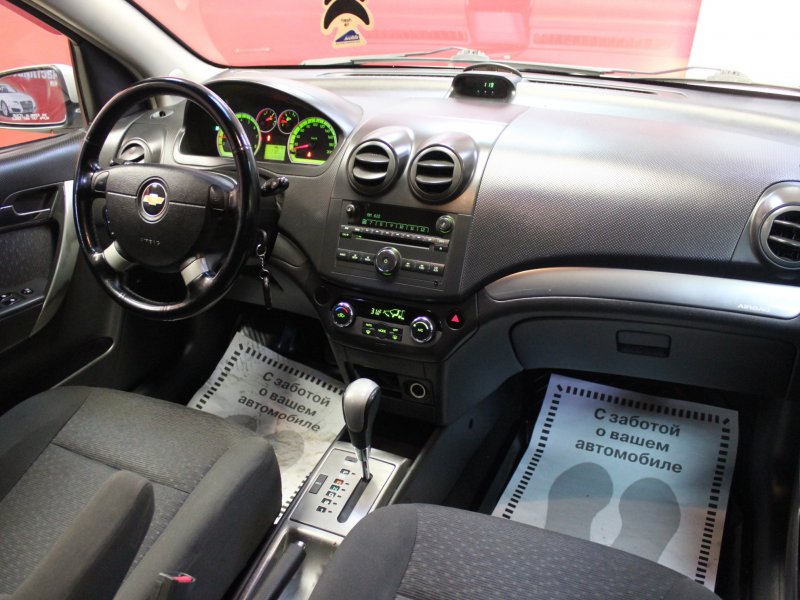 Chevrolet Aveo 2011 салон