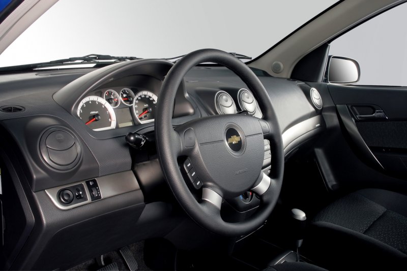 Chevrolet Aveo t250 салон