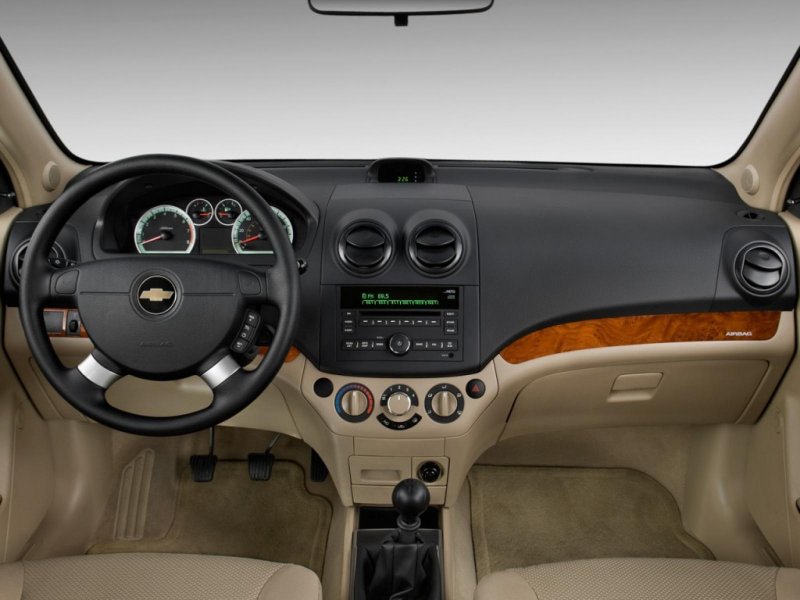 Chevrolet Aveo 2009 салон