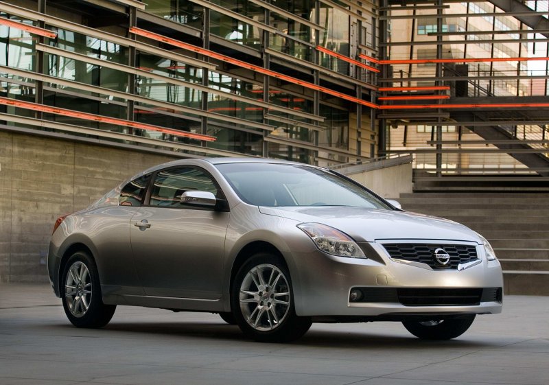 Nissan Altima 2007 купе