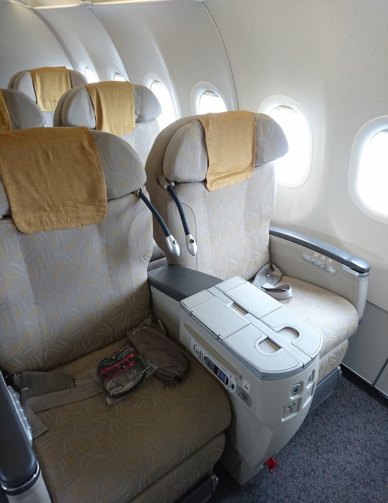 Airbus a321 салон