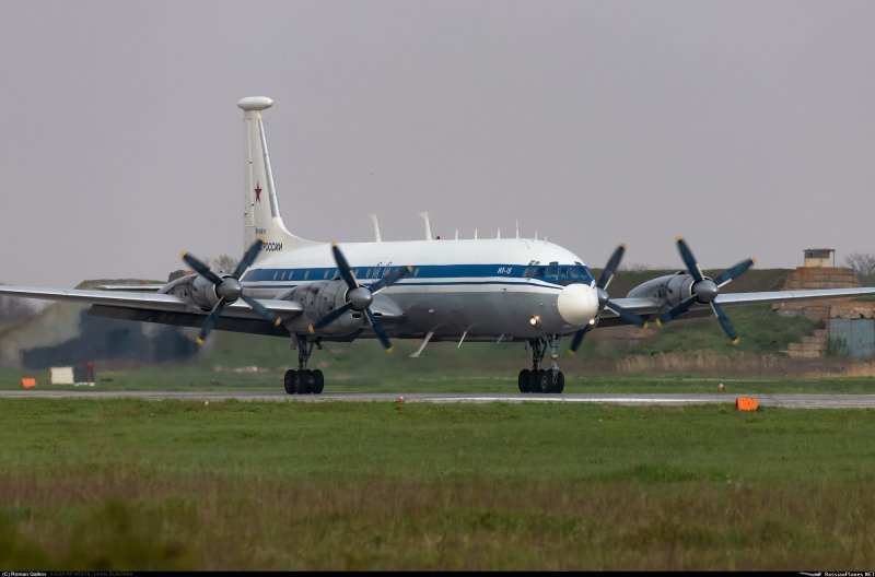 Ил 22 75905