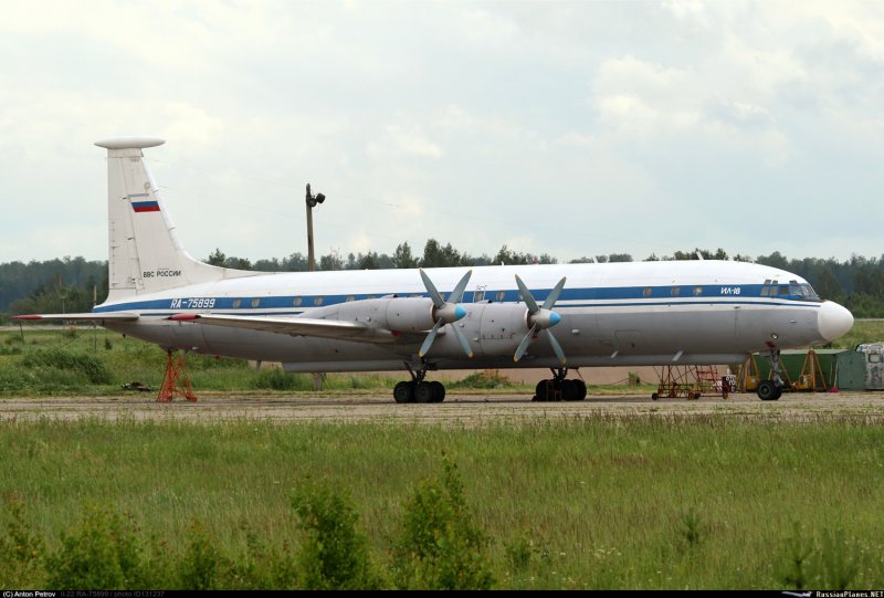 Ил-22 RF-75927