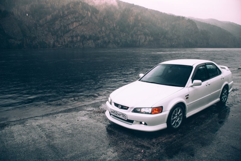 Honda Accord Euro r
