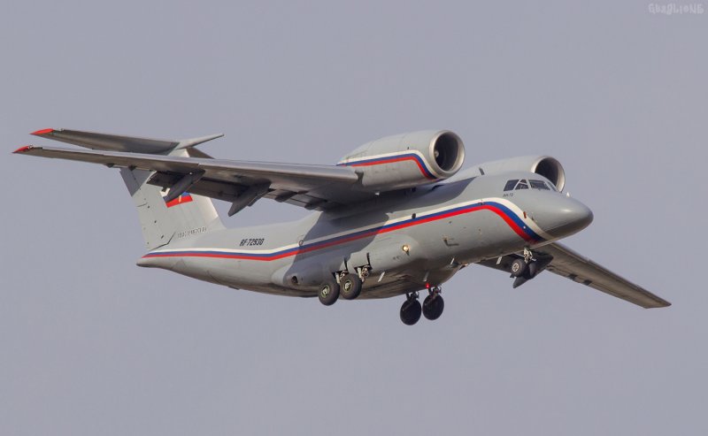 АН 72 площадь крыла