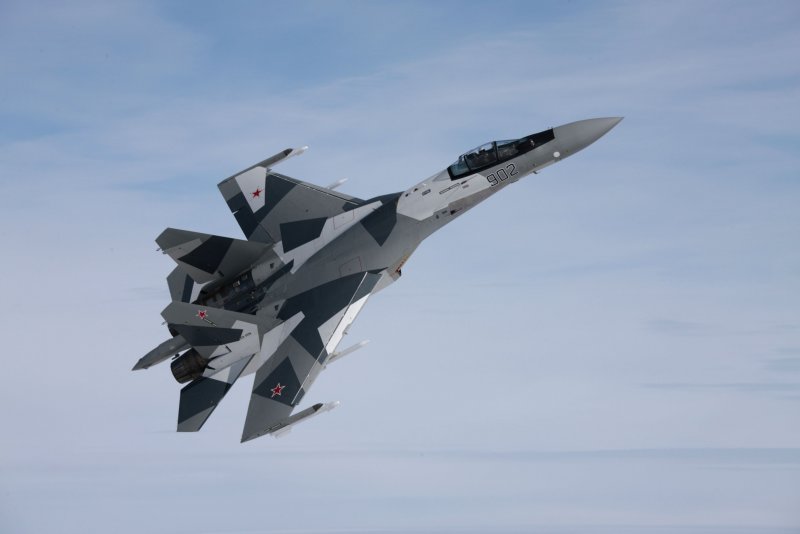 Истребитель cm-264