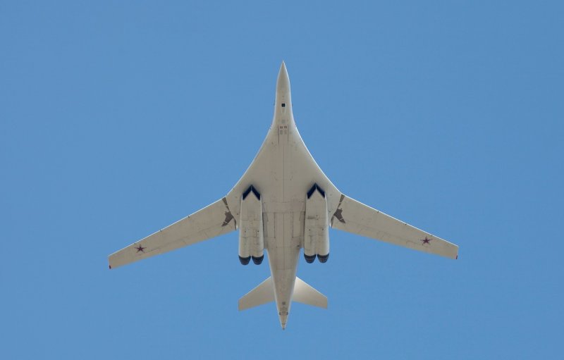 Белый лебедь самолет ту 160