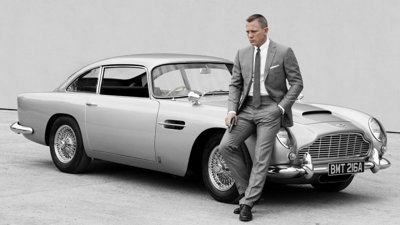 Астон Мартин Бонда 007