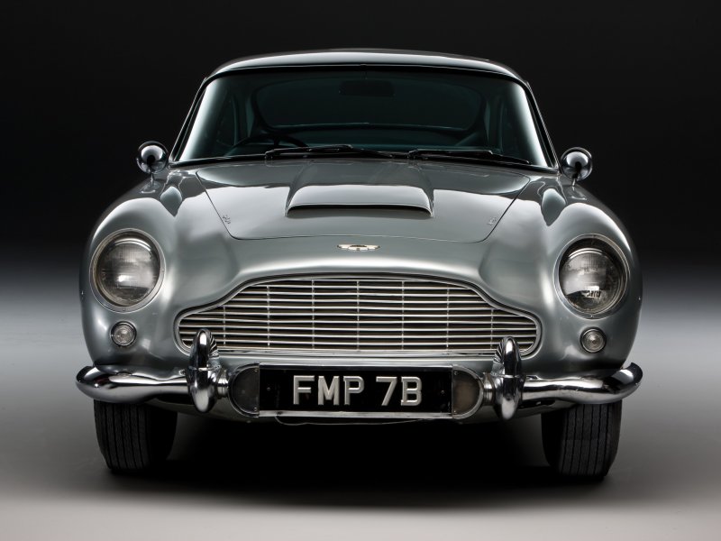 Aston Martin db5 007