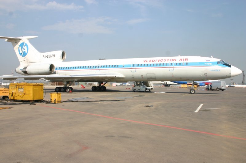 Ту-154м салон АЛРОСА