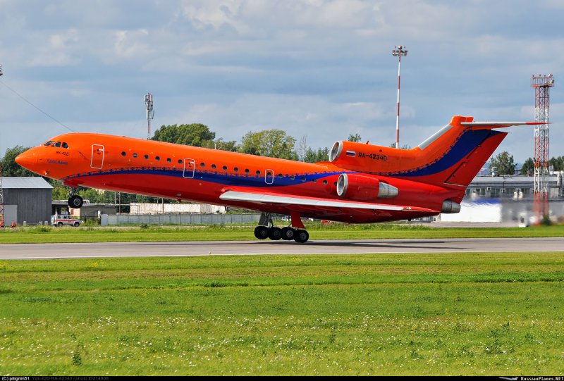 Як 42 КРАСАВИА