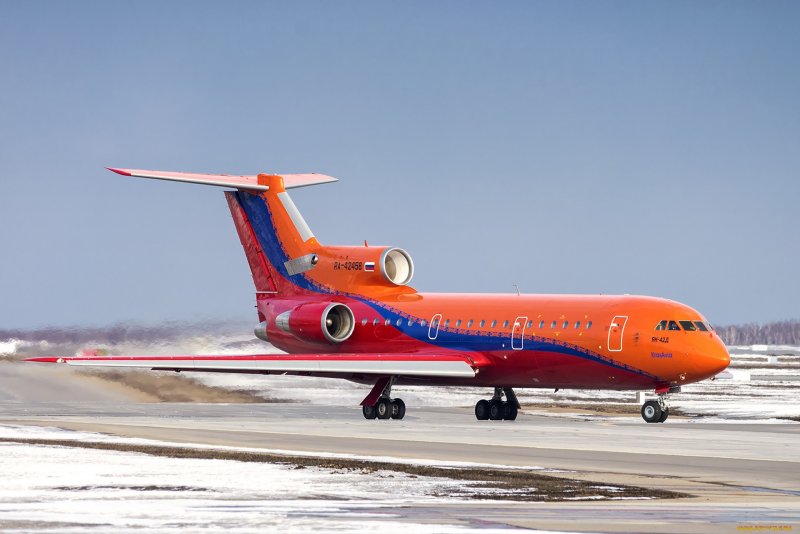 Самолёт АН 24 КРАСАВИА