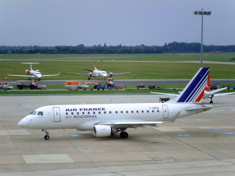 ERJ 170 самолет