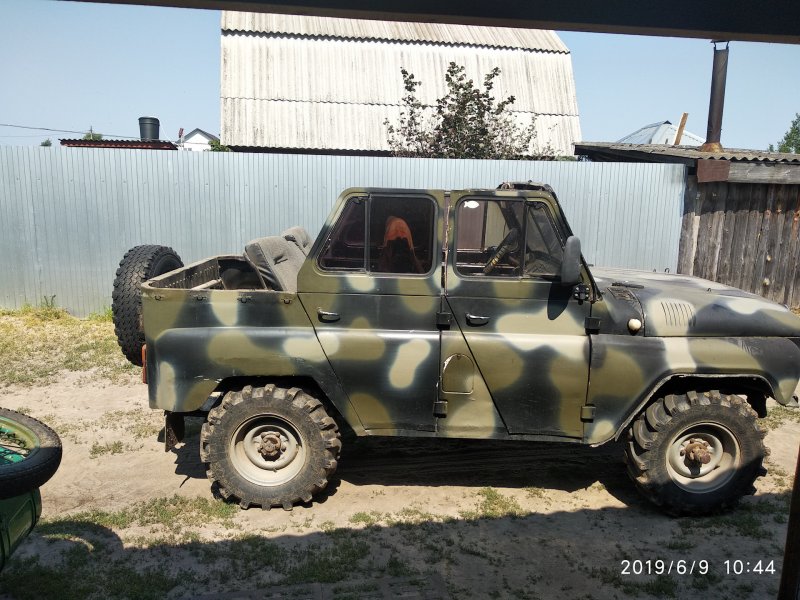 УАЗ 469 пикап тентованный