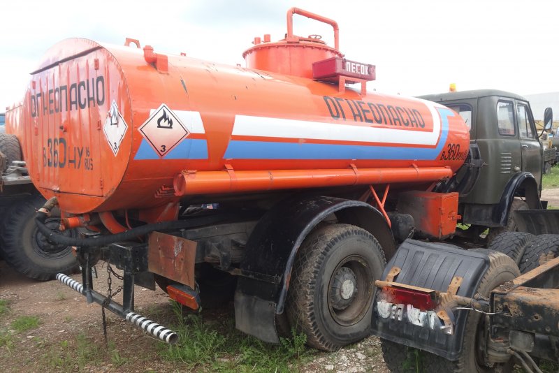 МАЗ 5334 бензовоз