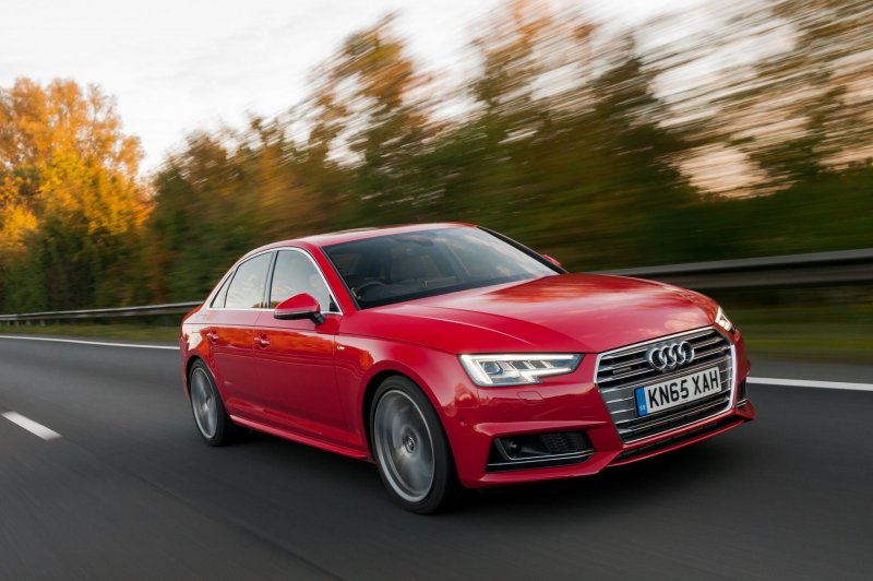 Audi a4 b9 2015