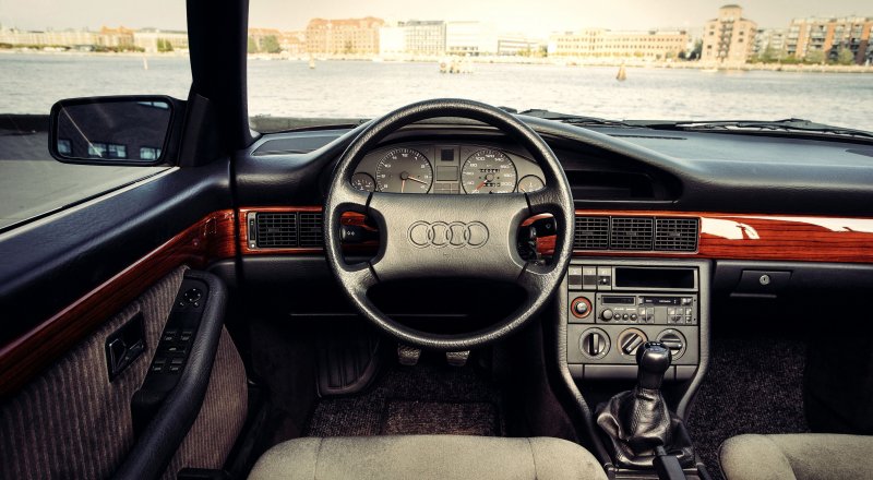Audi 100 с2 салон