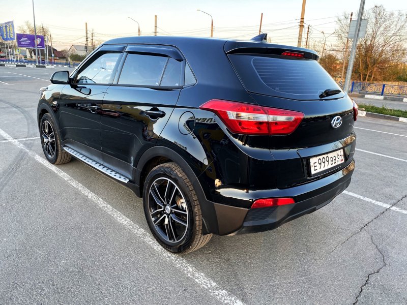 Hyundai Creta с черными дисками