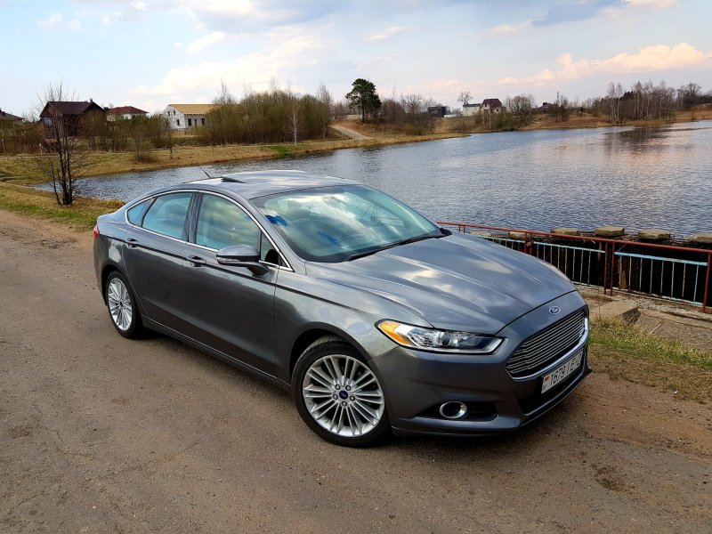 Ford Fusion 2016 американский