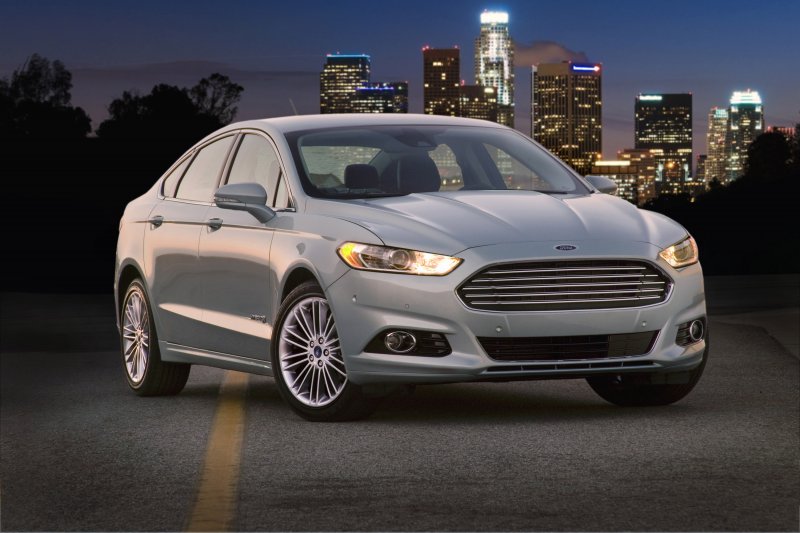 Ford Fusion Hybrid 2013