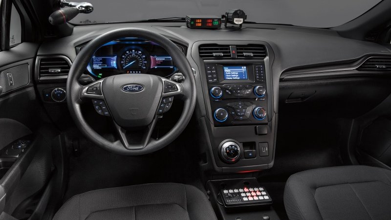 Ford Fusion Hybrid салон