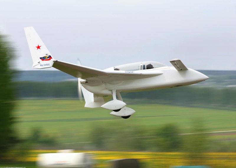 Самолёт m2