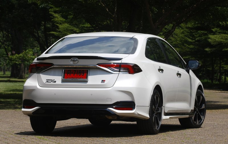 Toyota Altis 2019