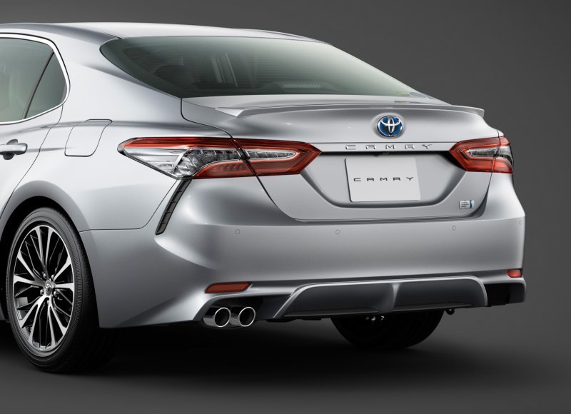 Toyota Camry Sport