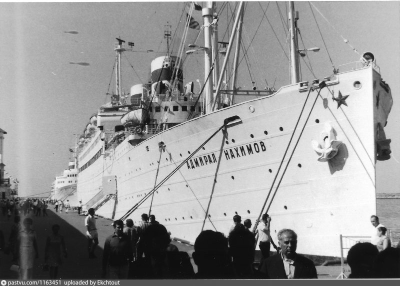 Адмирал Нахимов корабль 1986