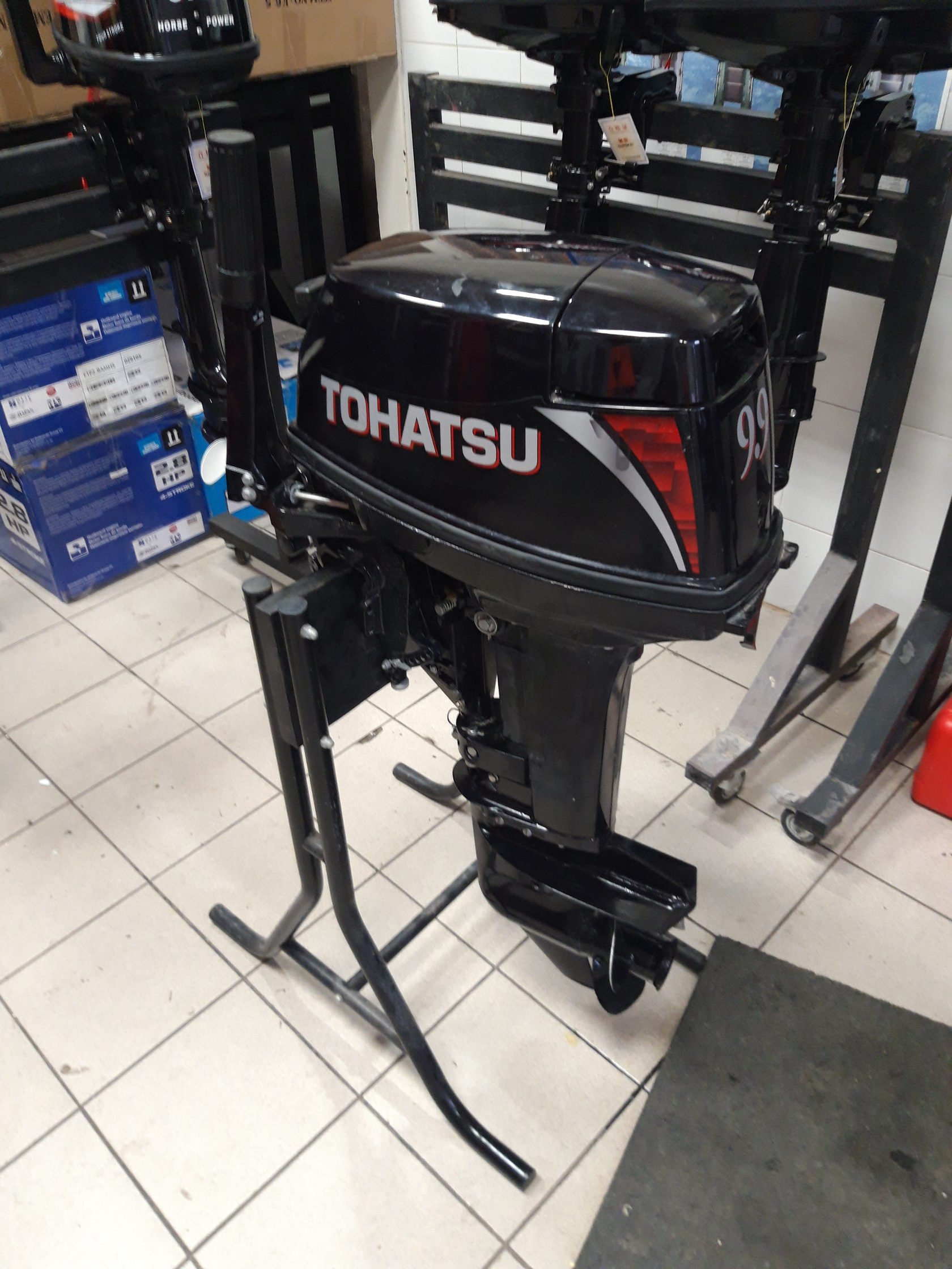 Tohatsu m 9.8. Tohatsu m 9.9 d2s. Лодочный мотор Tohatsu m 30h s. Лодочный мотор Tohatsu m 9.9d2 s. Ямаха 9.9 2-х.