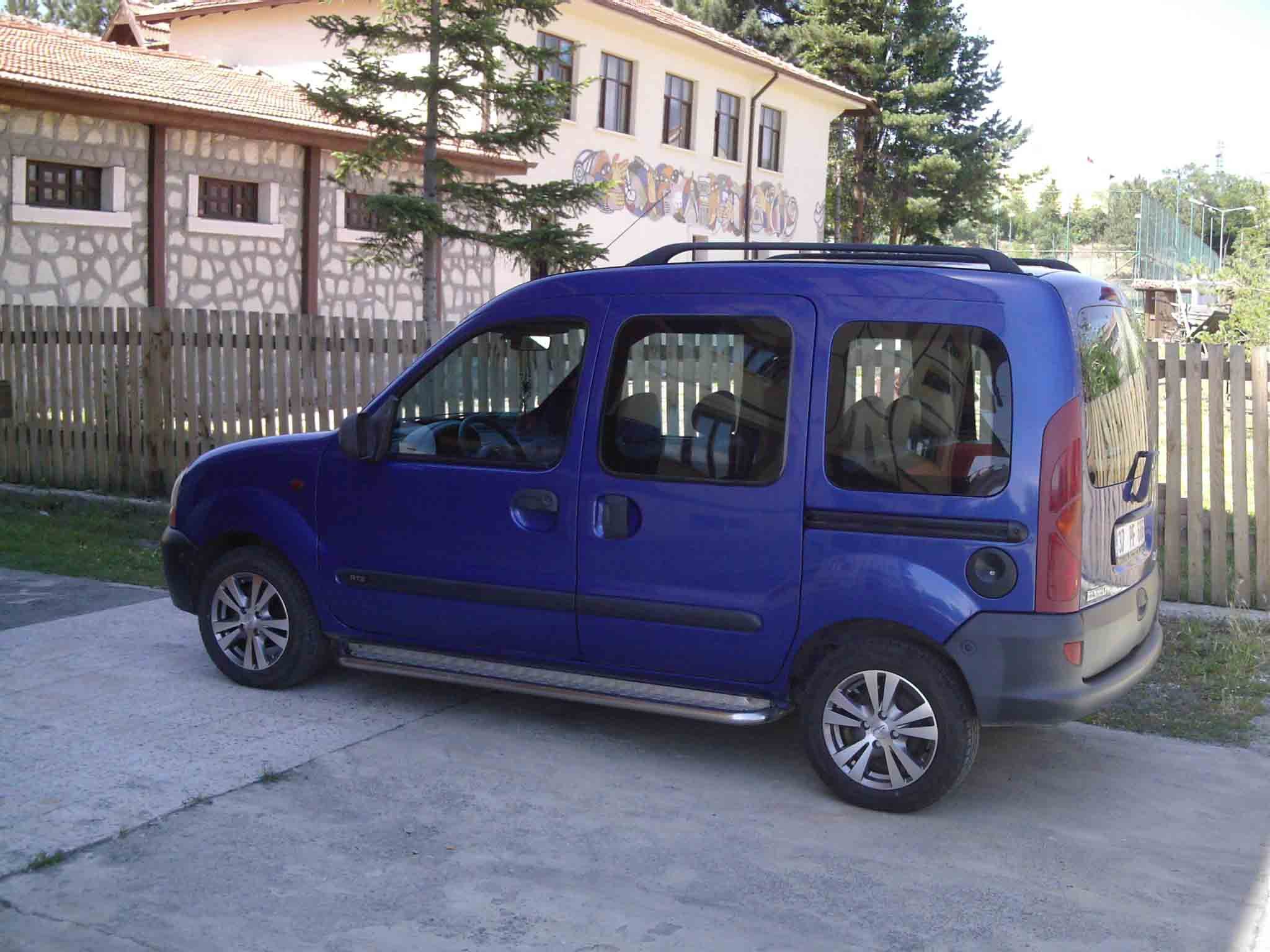 Renault kangoo дизель. Рено Кангу 1 поколение. Рено Kangoo 2001. Renault Kangoo 2007 синяя. Renault Kangoo синий.