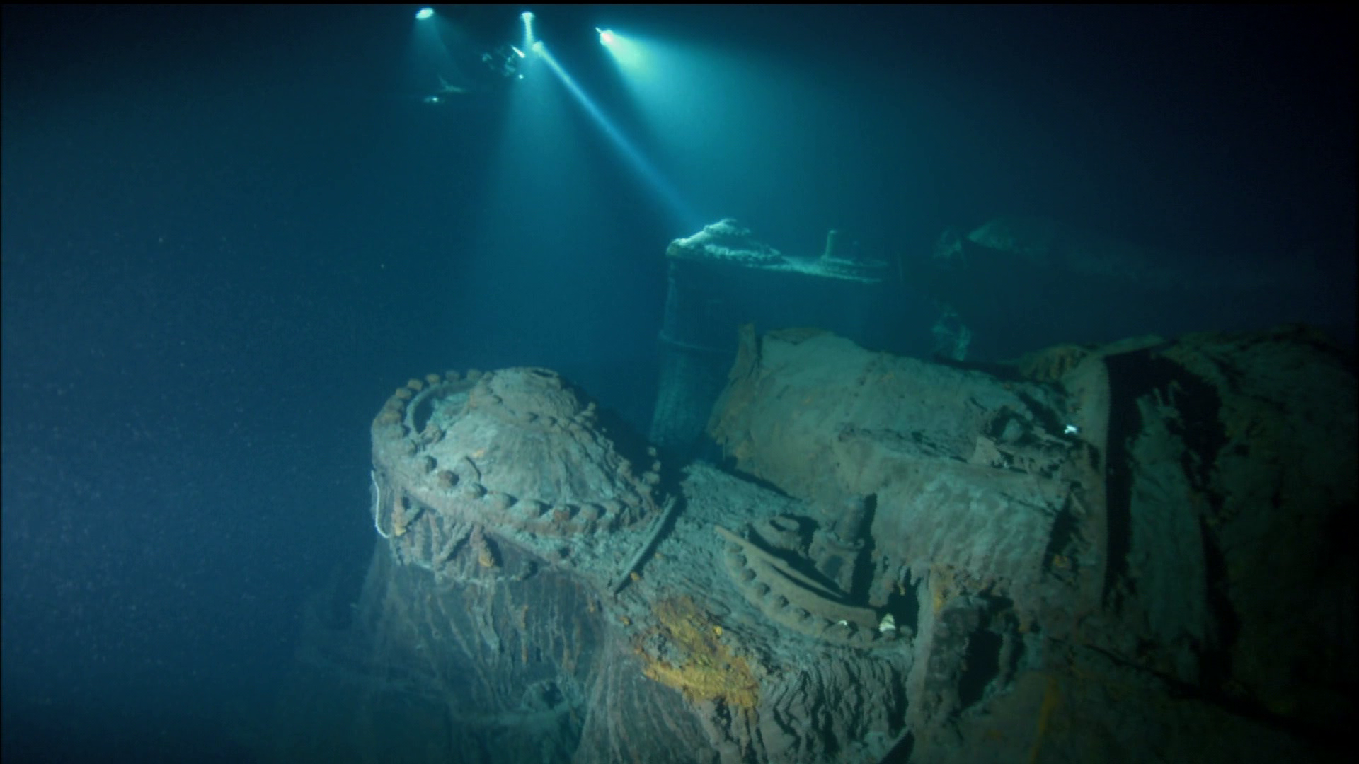 Золотая лежит на дне. Потонувший корабль Титаник. Подводный музей Британик. ,, Титаник,, затонувший корабль Титаник.