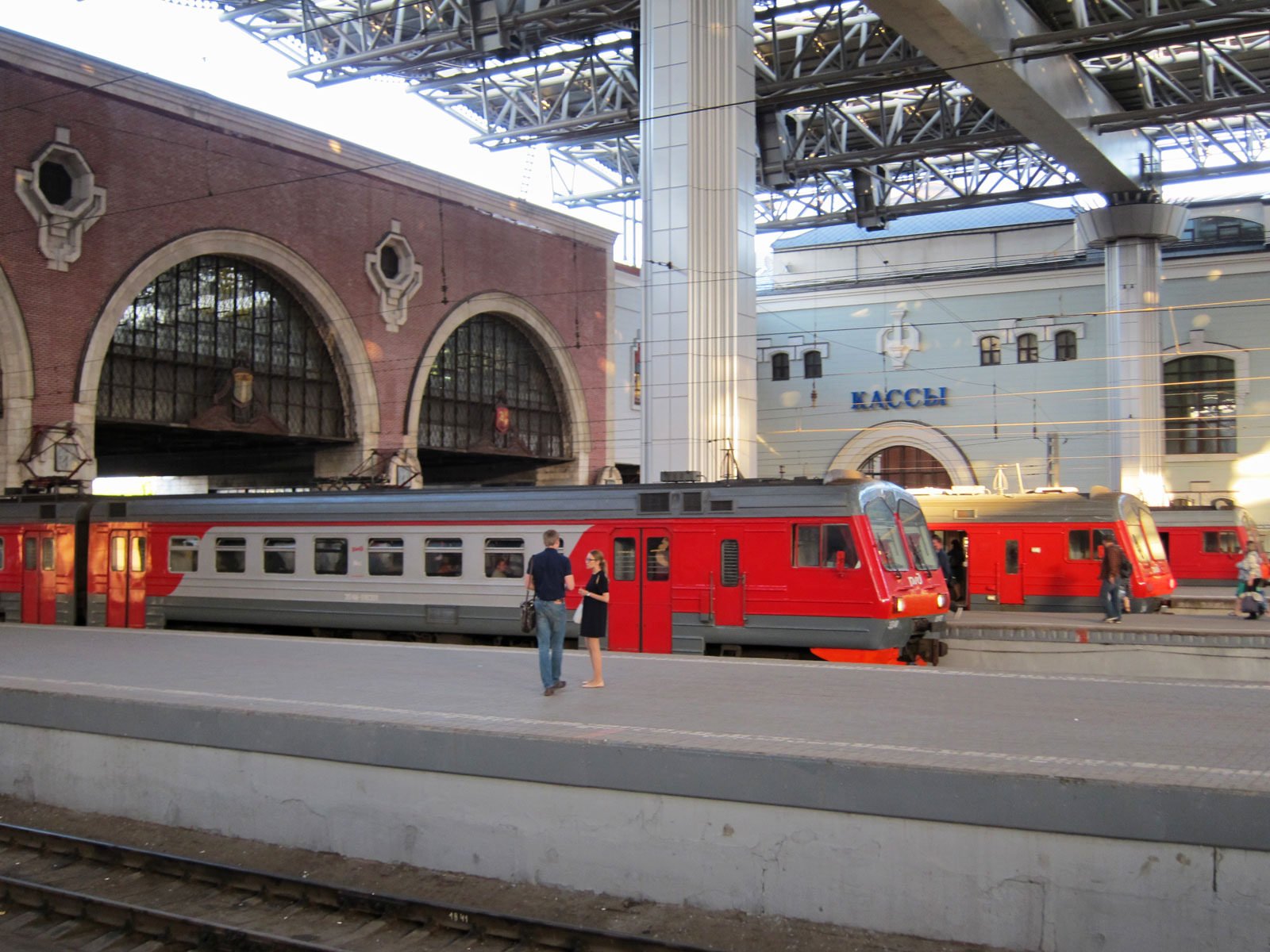Казанский вокзал платформы поездов дальнего следования