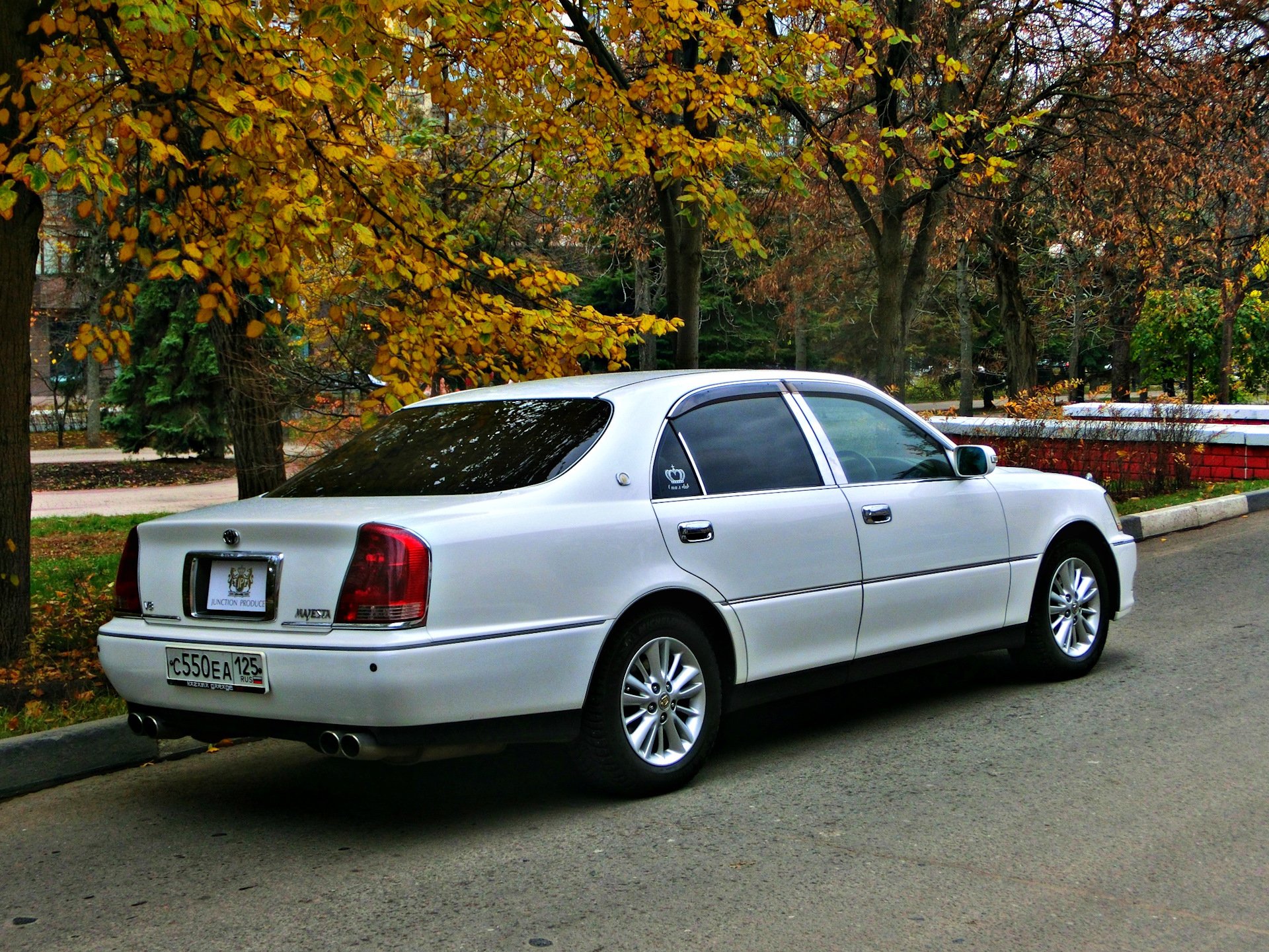 Crown majesta. Toyota Crown Majesta. Toyota Crown Majesta s160. Тойота Краун Маджеста 2. Toyota Crown Majesta 1988.