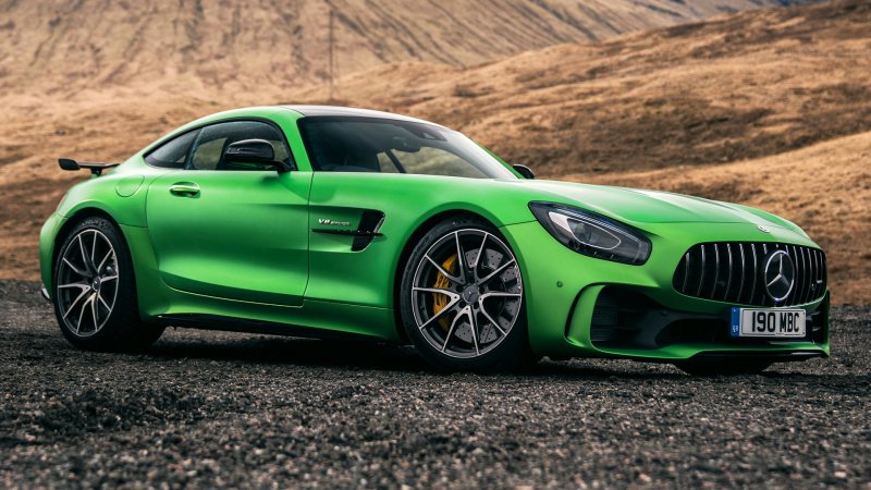 2017 Mercedes-AMG gt r