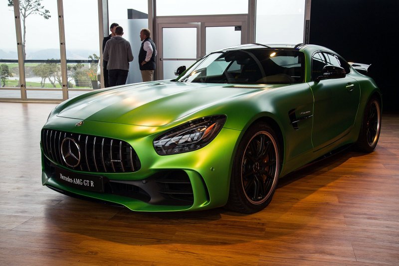 Mercedes Benz AMG GTR