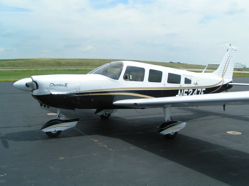 Piper Cherokee (4-местный)